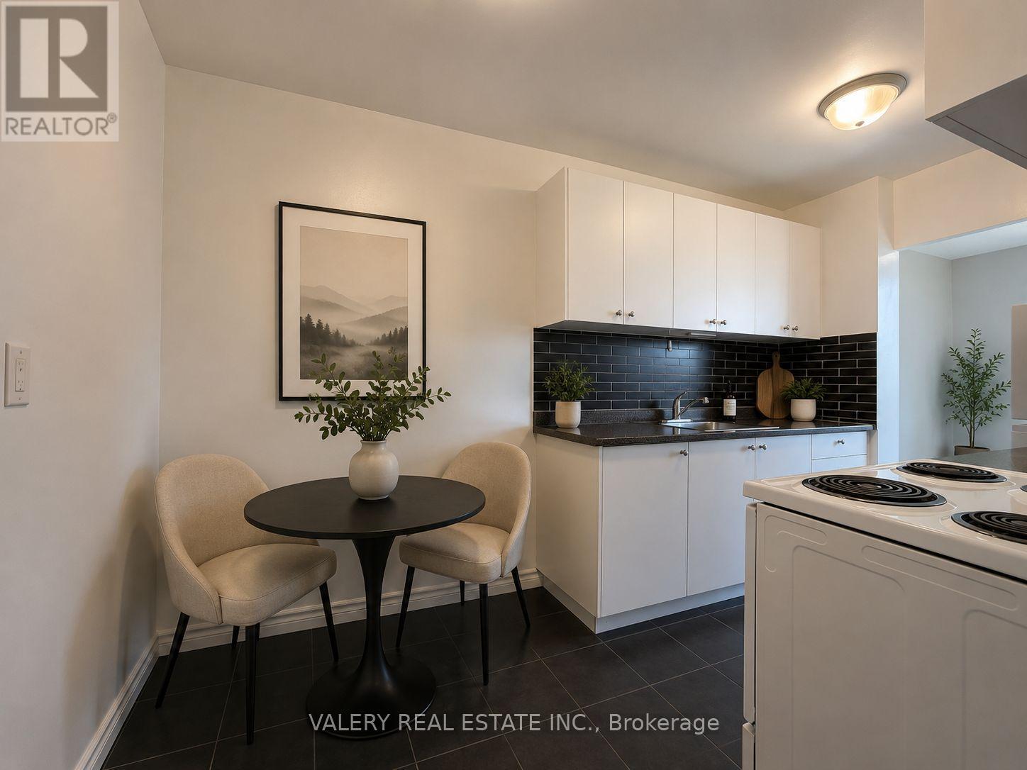 216 - 35 Confederation Drive, Toronto, Ontario  M1G 1A2 - Photo 3 - E13096448