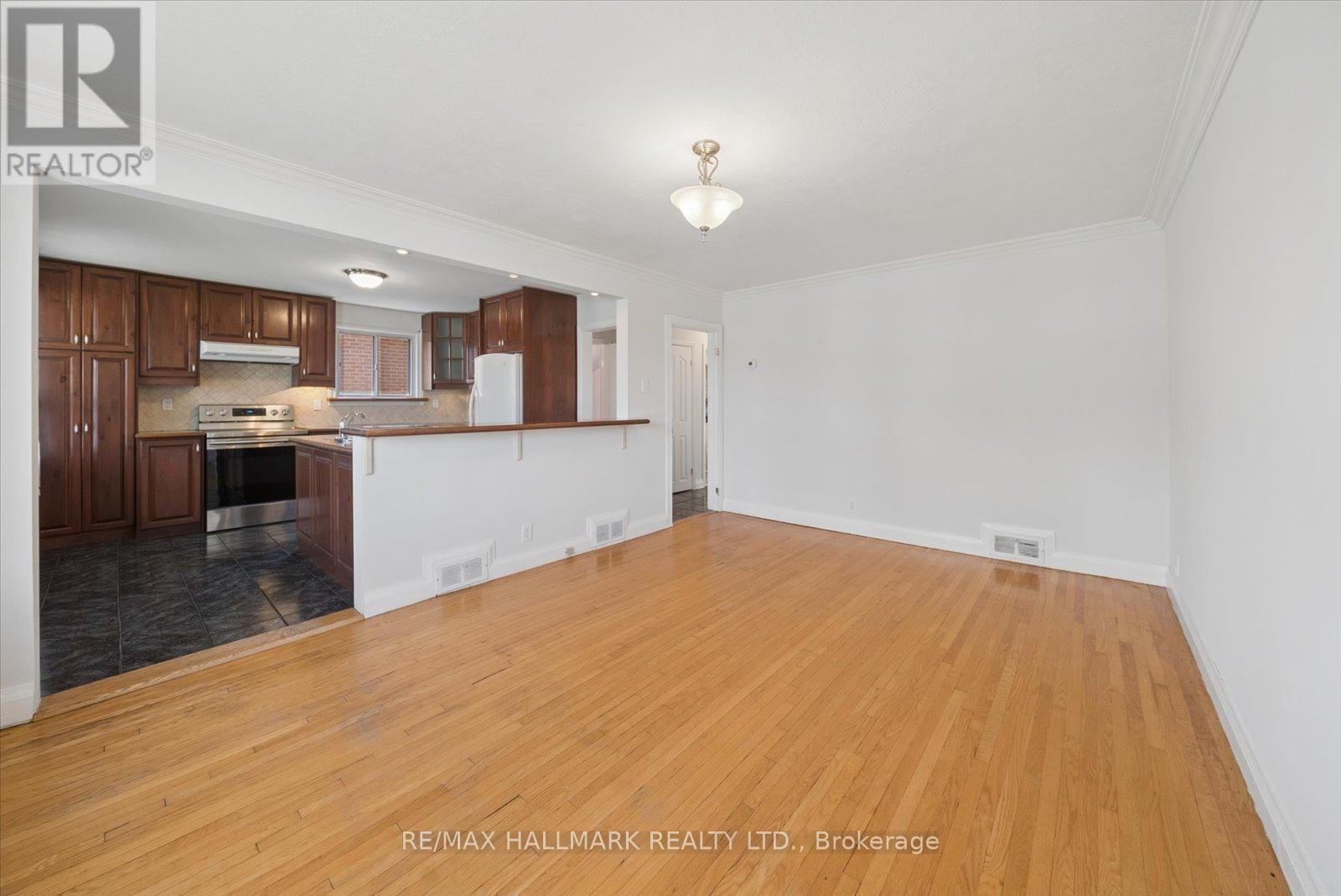 100 Huntington Avenue, Toronto, Ontario  M1K 4L5 - Photo 7 - E13096474