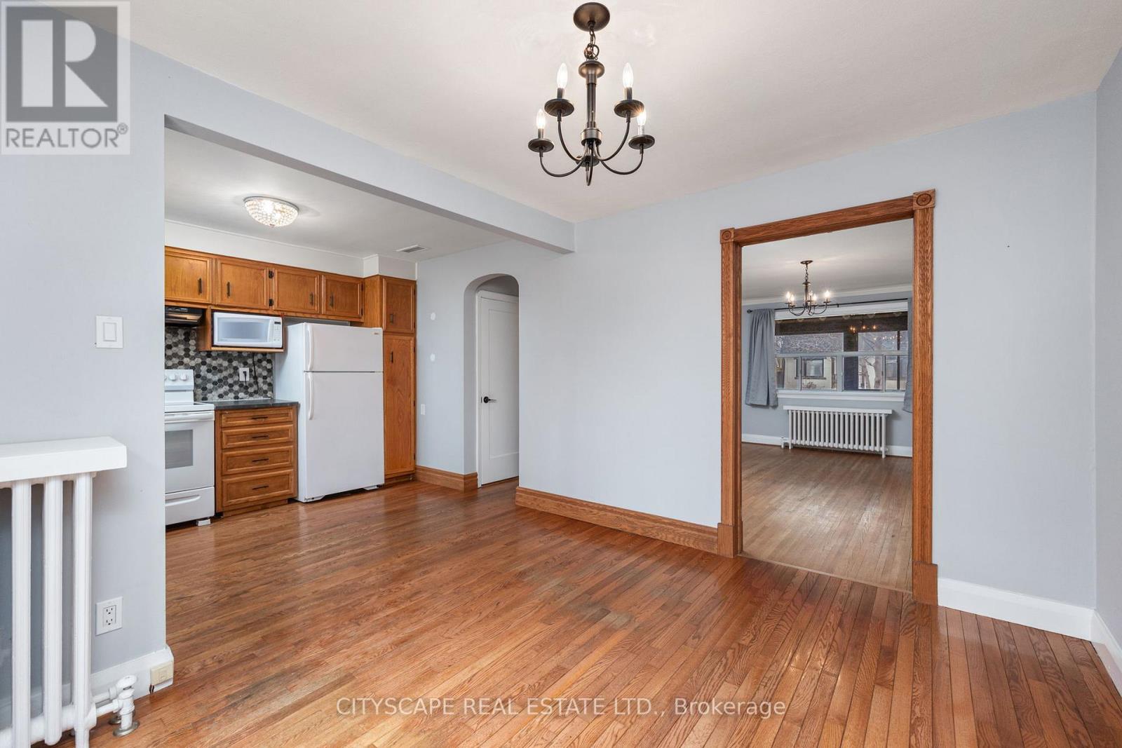 51 Denvale Road, Toronto, Ontario  M4B 3B3 - Photo 10 - E13096692