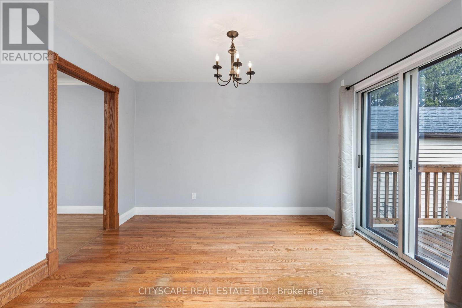 51 Denvale Road, Toronto, Ontario  M4B 3B3 - Photo 11 - E13096692