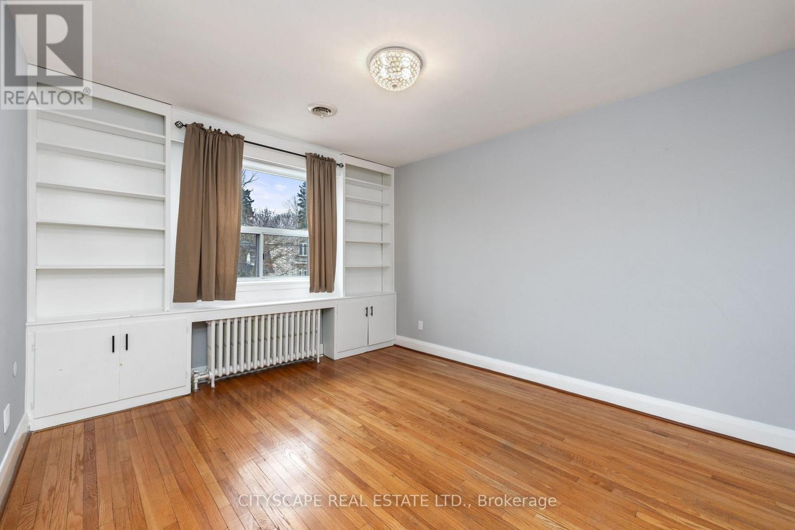 51 Denvale Road, Toronto, Ontario  M4B 3B3 - Photo 17 - E13096692