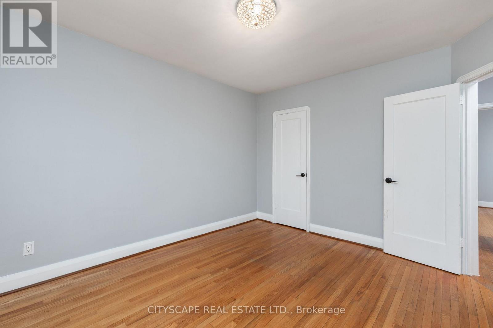 51 Denvale Road, Toronto, Ontario  M4B 3B3 - Photo 18 - E13096692