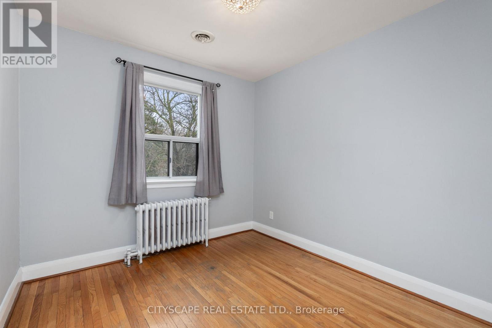 51 Denvale Road, Toronto, Ontario  M4B 3B3 - Photo 21 - E13096692