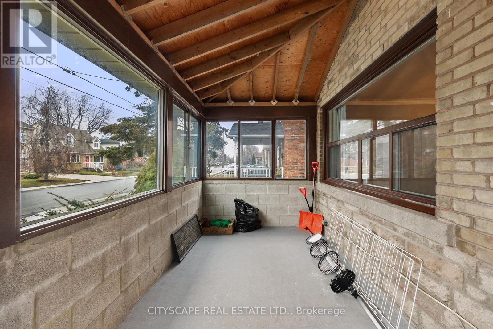 51 Denvale Road, Toronto, Ontario  M4B 3B3 - Photo 4 - E13096692