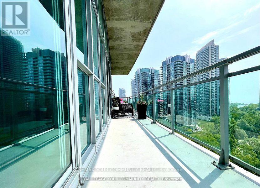 1226 - 165 Legion Road N, Toronto, Ontario  M8Y 0B3 - Photo 37 - W12846724