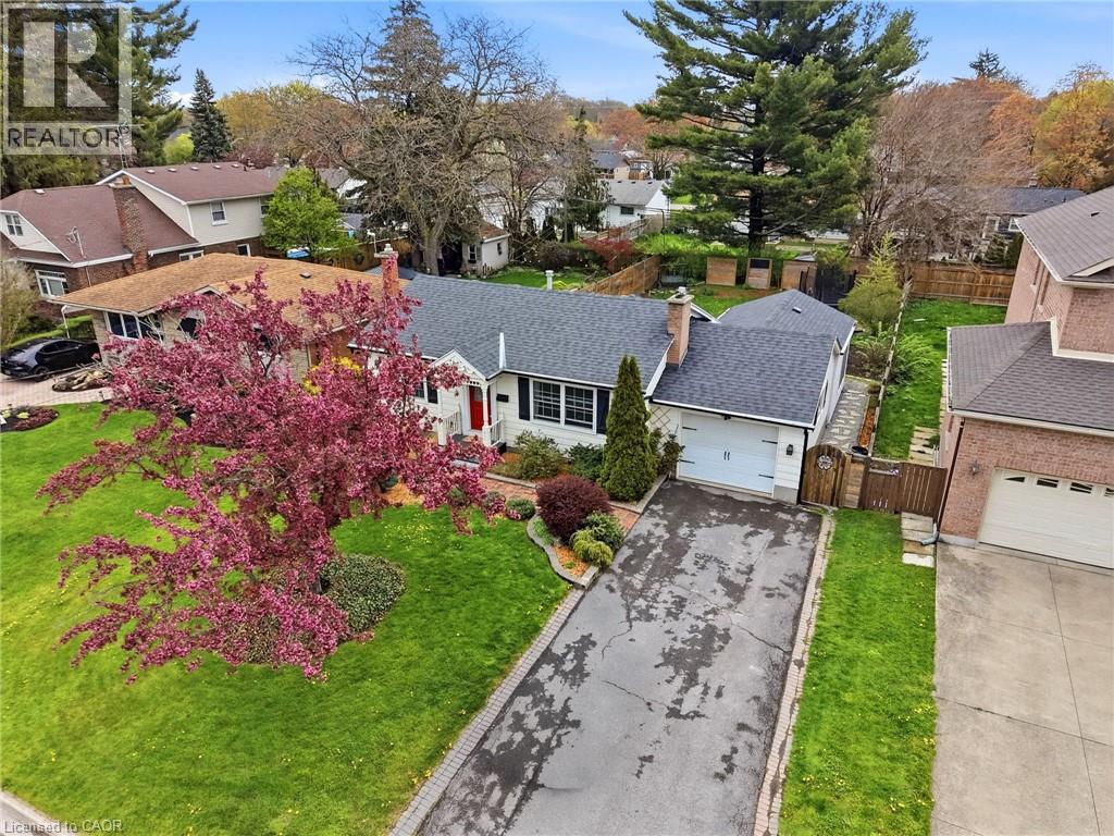 658 Geneva Street, St. Catharines, Ontario  L2N 2J8 - Photo 3 - 40827278