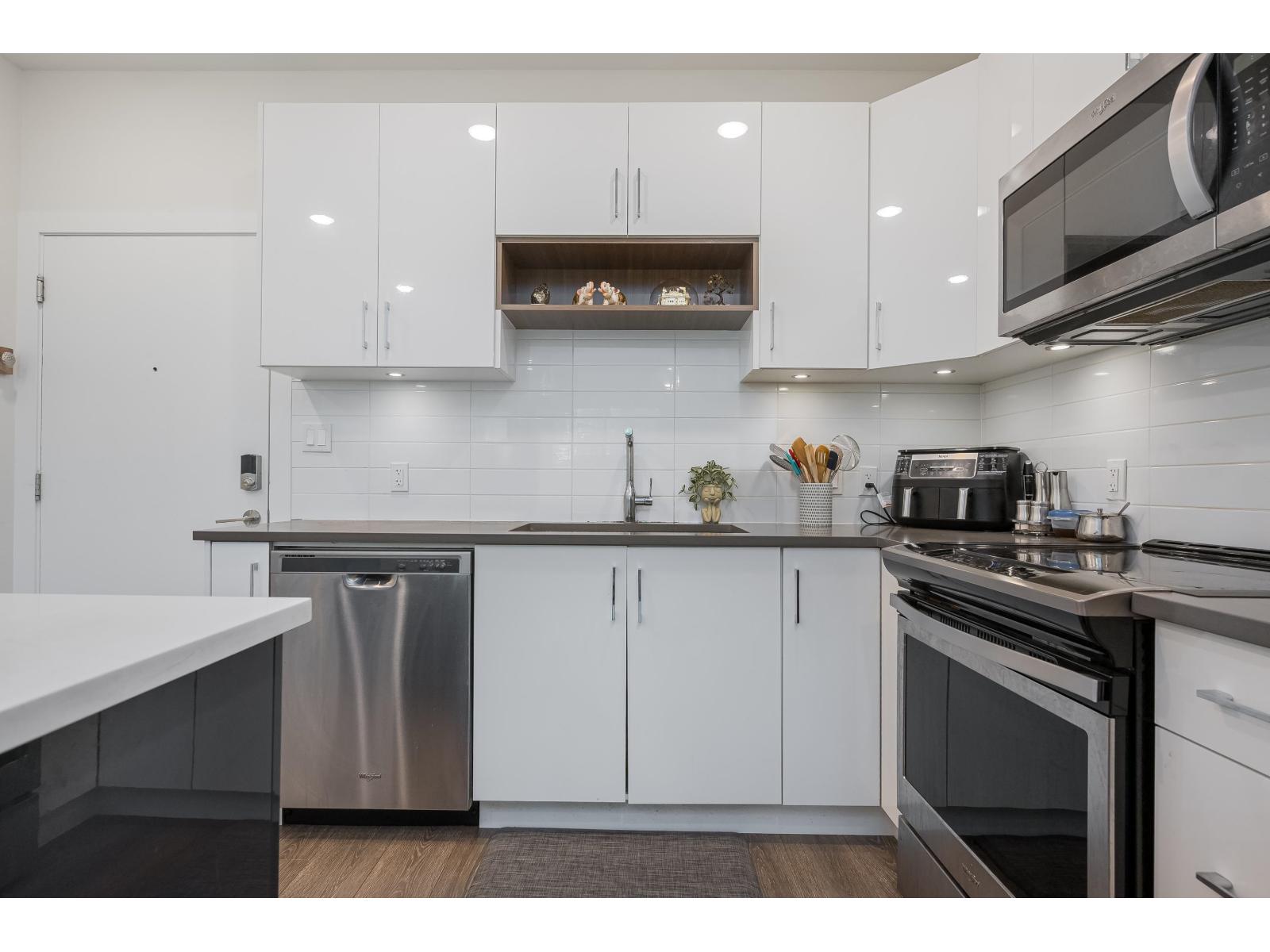 112 15351 101 Avenue, Surrey, British Columbia  V3R 0G2 - Photo 10 - R3119917