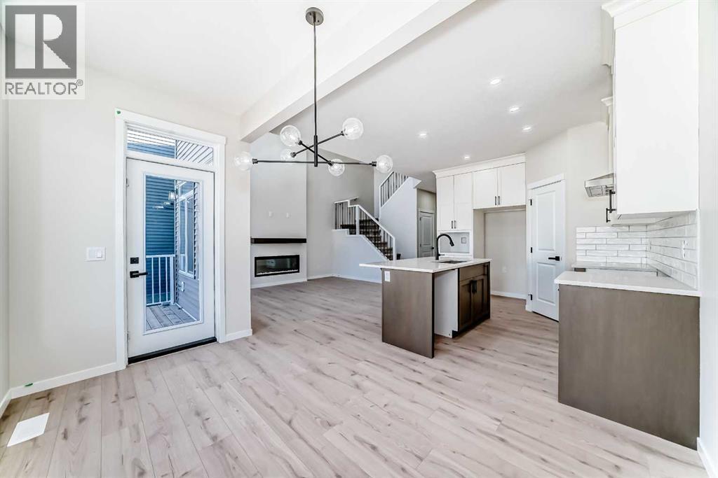 105 Corner Glen Green NE, Calgary, Alberta  T3N 2P7 - Photo 12 - A2266351