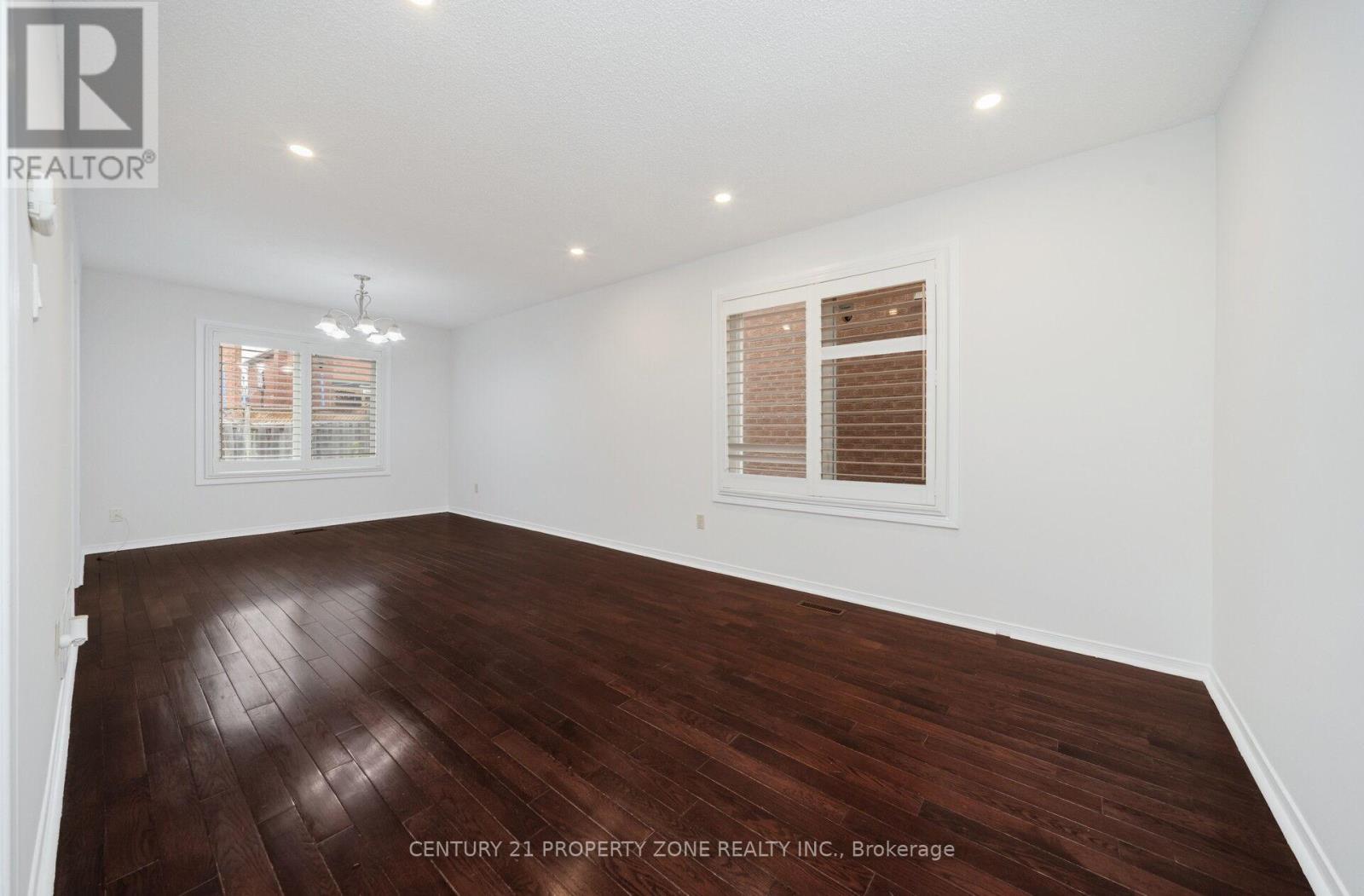 160 Torrance Woods, Brampton, Ontario  L6Y 4K2 - Photo 8 - W13094190