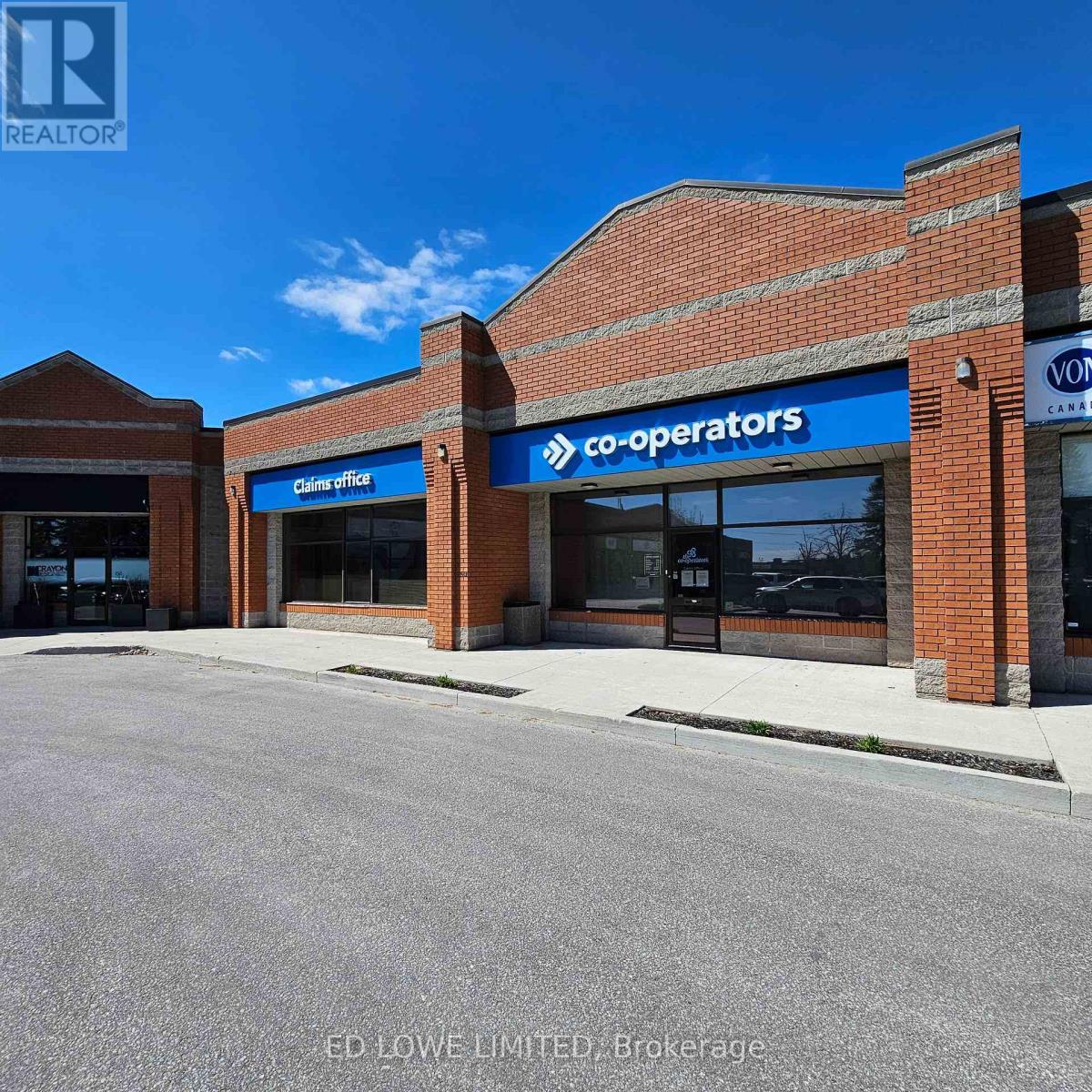 1504 - 14 CEDAR POINTE DRIVE, Barrie, Ontario