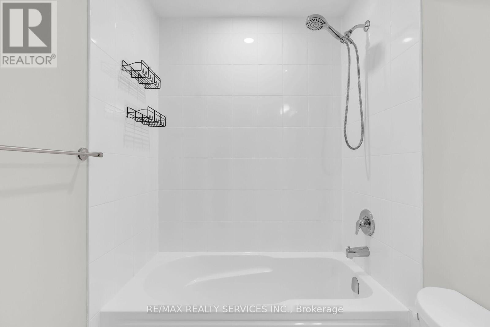 5 - 1 Bond Crescent, Richmond Hill, Ontario  L4E 1J4 - Photo 32 - N13096364