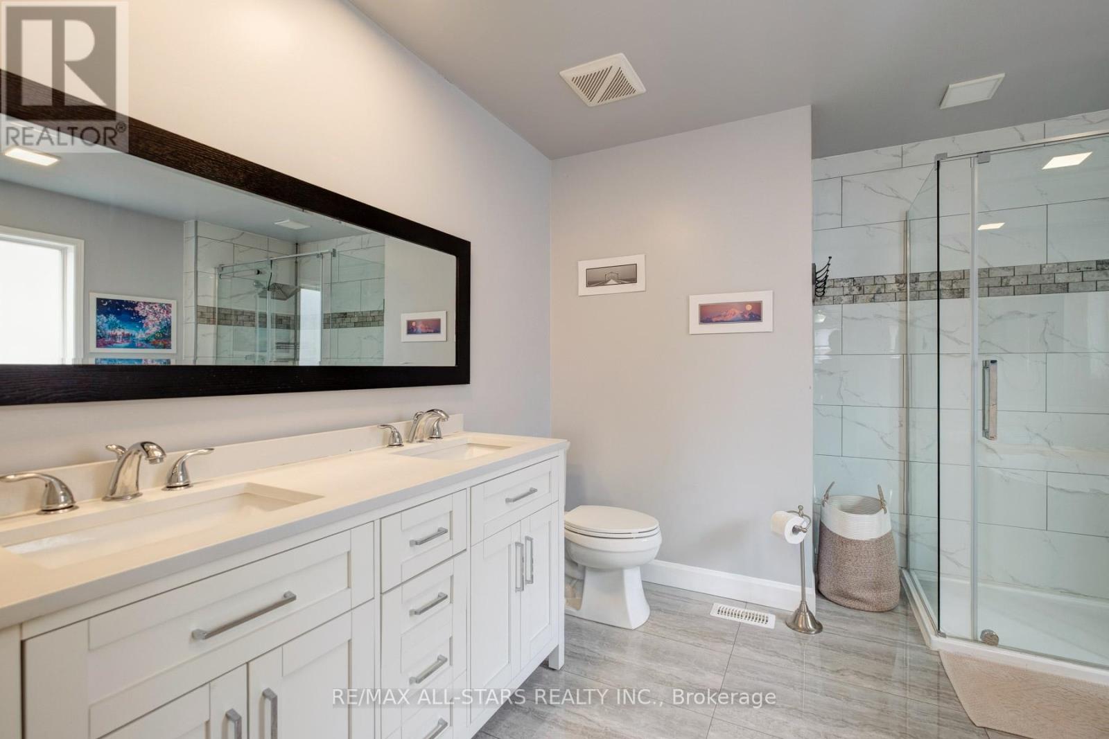 179 Drummond Drive, Vaughan, Ontario  L6A 3C4 - Photo 23 - N13096436