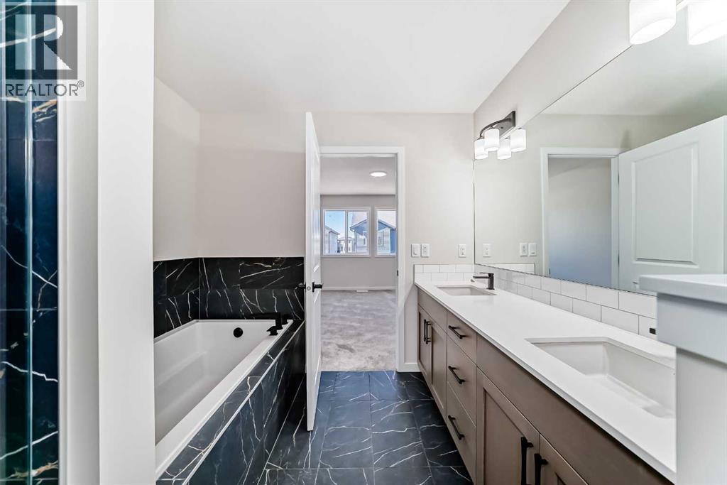 105 Corner Glen Green NE, Calgary, Alberta  T3N 2P7 - Photo 35 - A2266351