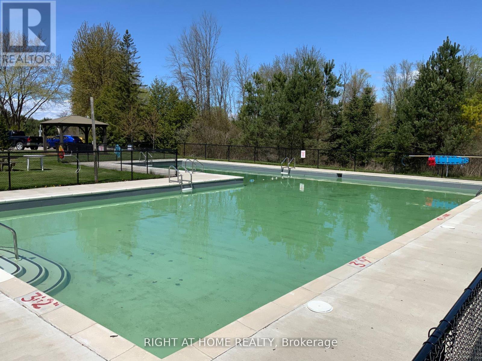 3 Woody Way Boulevard E, Georgina, Ontario  L0E 1N0 - Photo 23 - N13096638