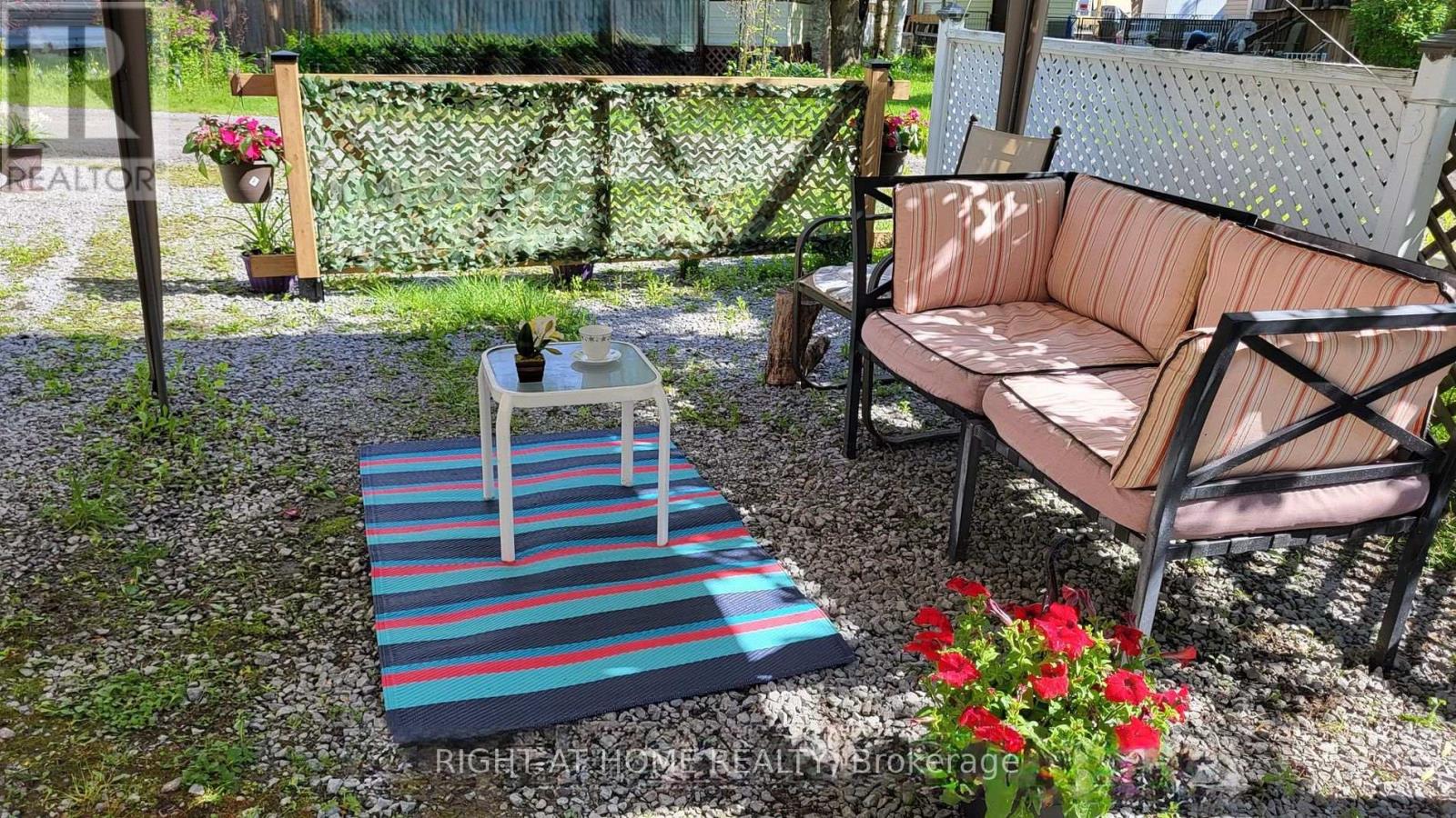 3 Woody Way Boulevard E, Georgina, Ontario  L0E 1N0 - Photo 8 - N13096638