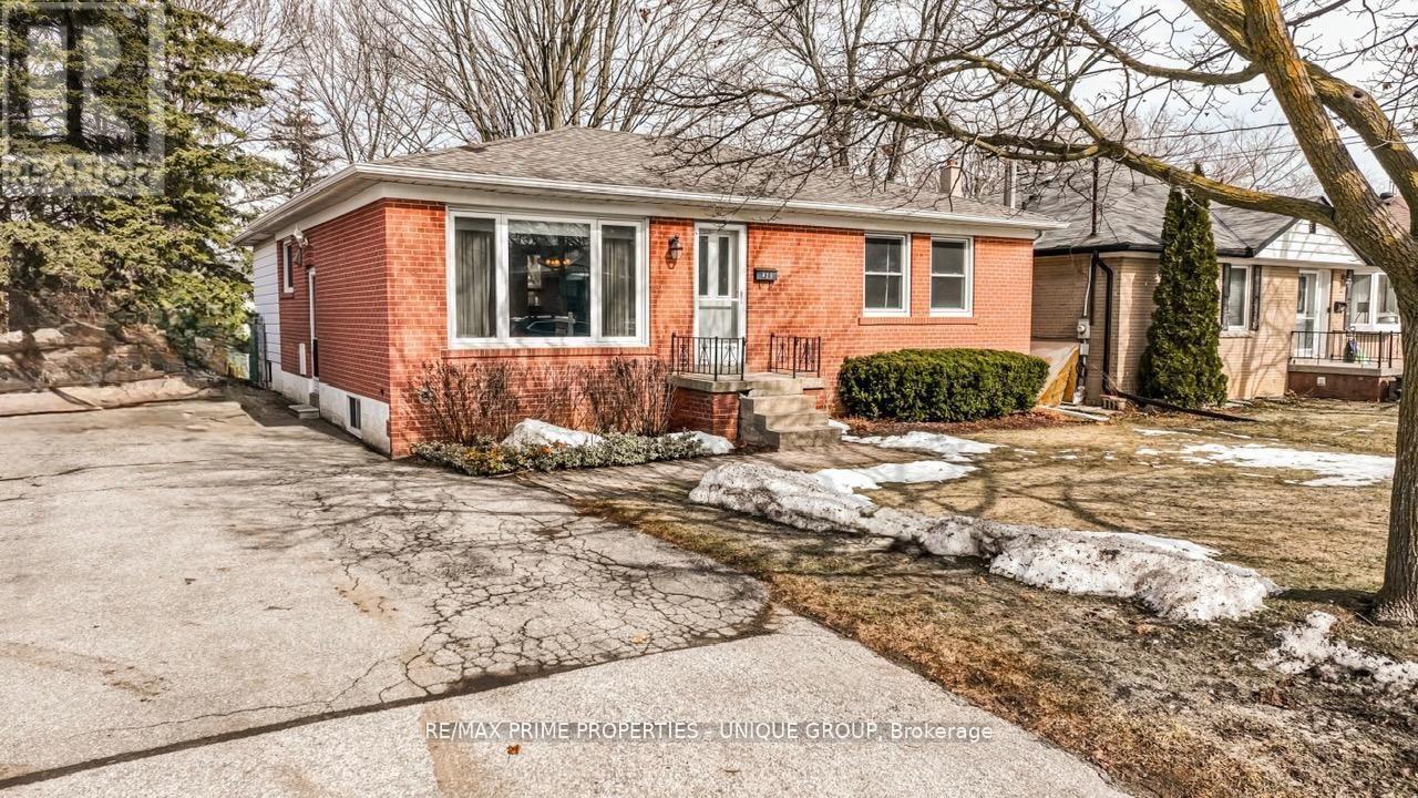 425 CENTRE STREET E, Richmond Hill, Ontario