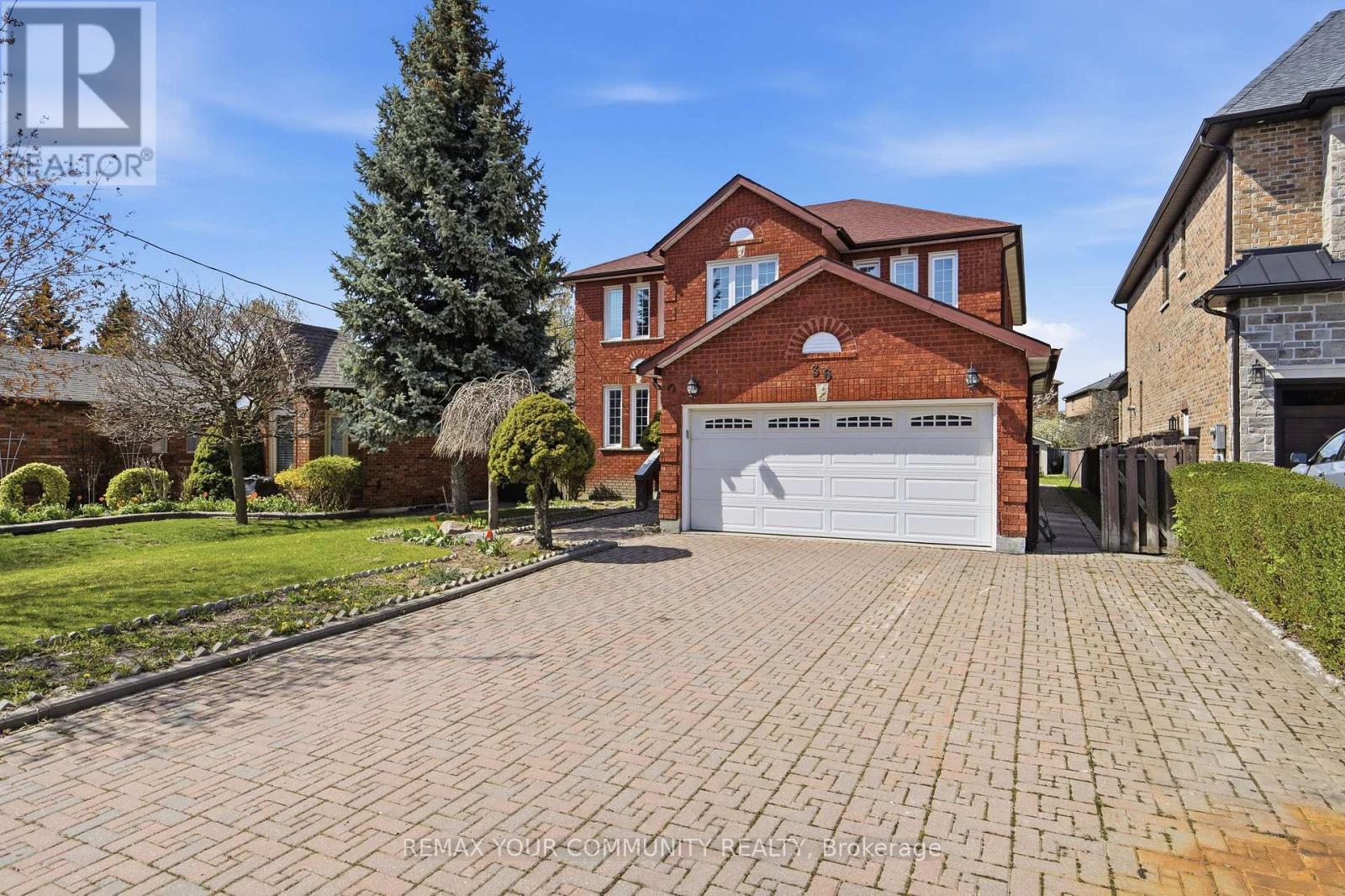 36 Railway Street, Vaughan, Ontario  L6A 1P7 - Photo 2 - N13096666
