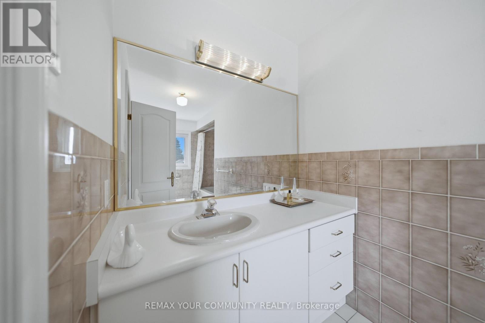 36 Railway Street, Vaughan, Ontario  L6A 1P7 - Photo 31 - N13096666