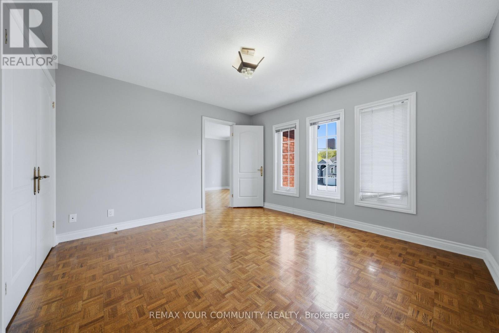 36 Railway Street, Vaughan, Ontario  L6A 1P7 - Photo 35 - N13096666
