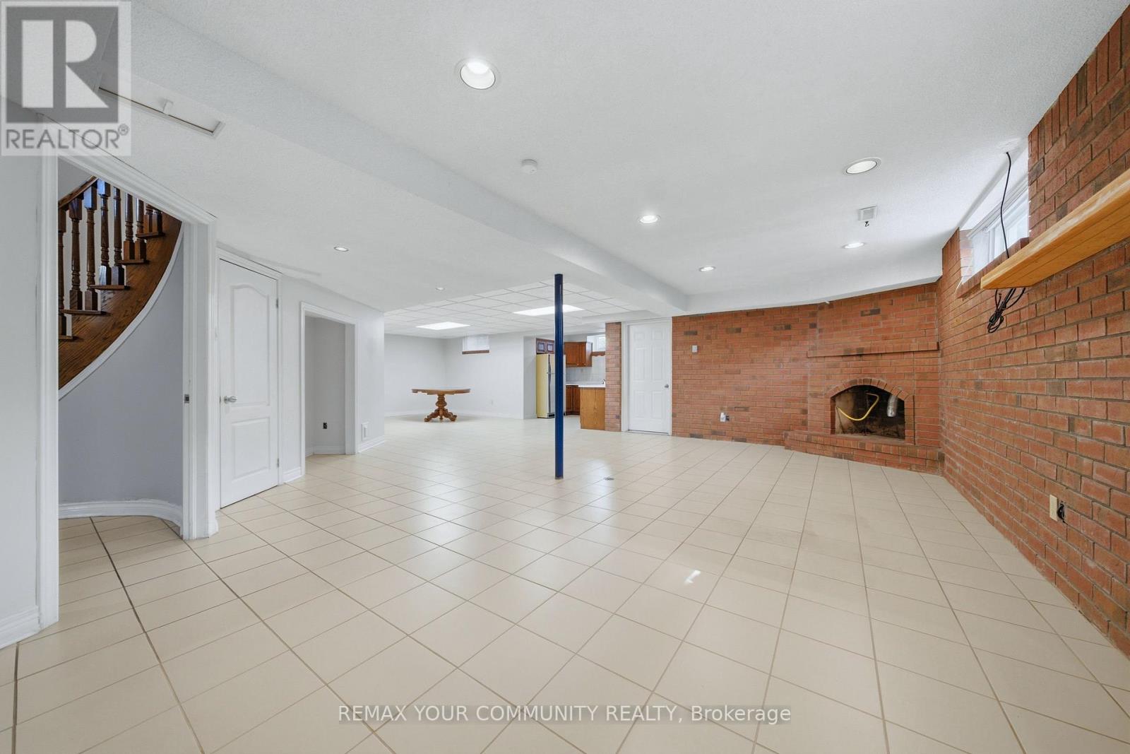 36 Railway Street, Vaughan, Ontario  L6A 1P7 - Photo 37 - N13096666