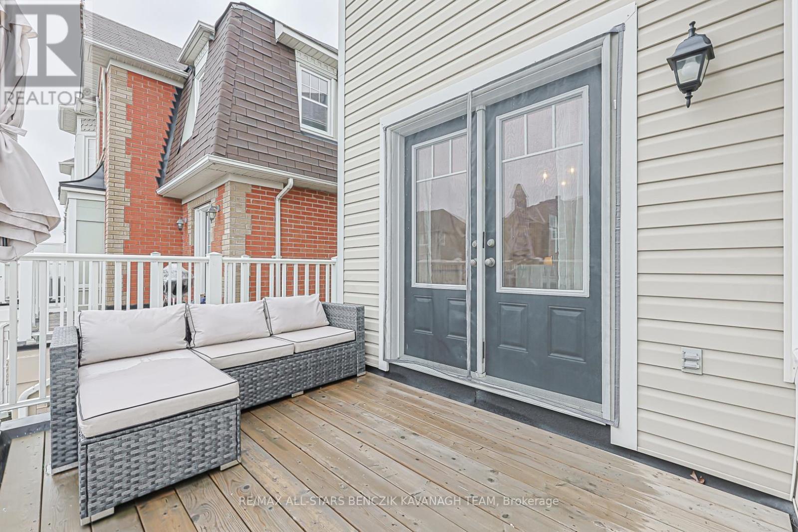 51 Muston Lane, Whitchurch-Stouffville, Ontario  L4A 0P9 - Photo 12 - N13096672