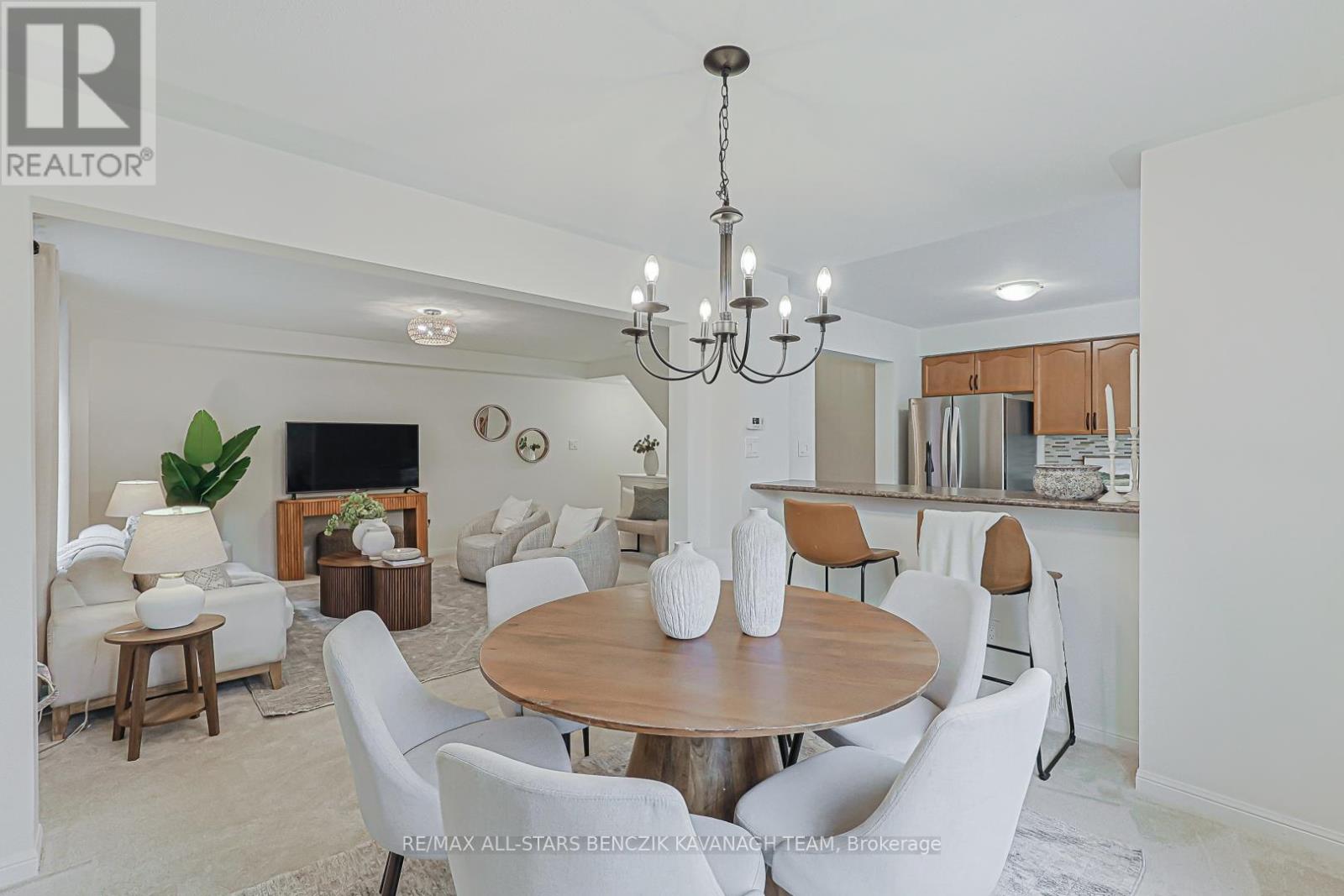 51 Muston Lane, Whitchurch-Stouffville, Ontario  L4A 0P9 - Photo 8 - N13096672