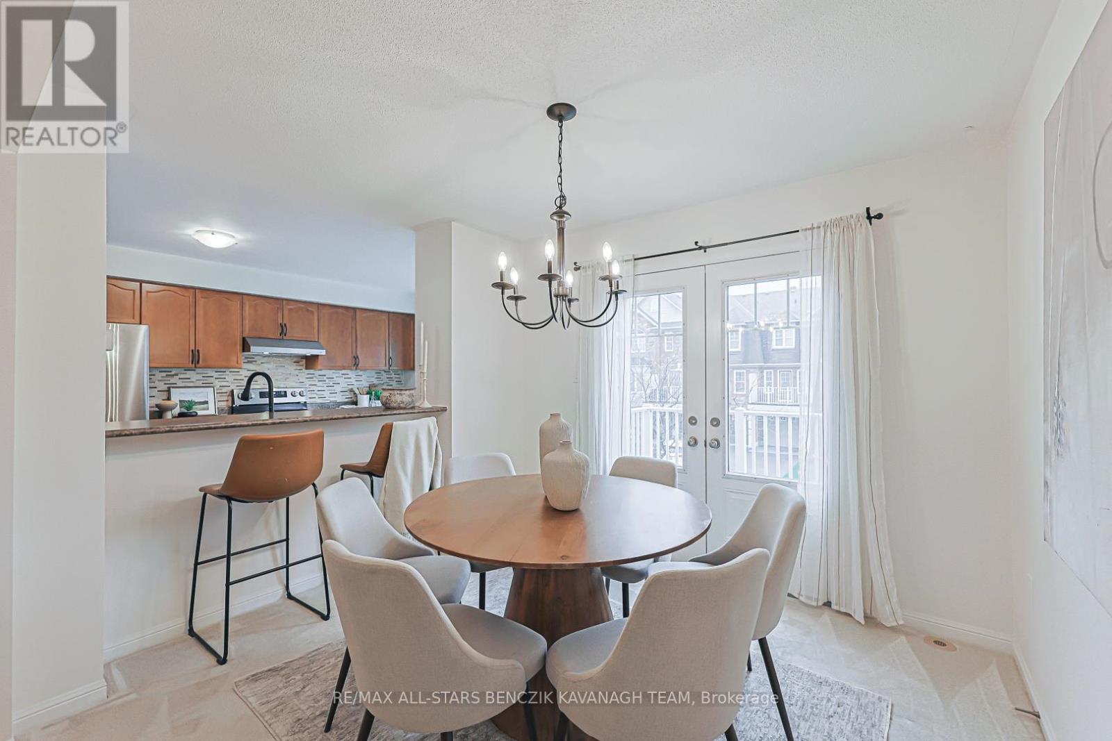 51 Muston Lane, Whitchurch-Stouffville, Ontario  L4A 0P9 - Photo 9 - N13096672