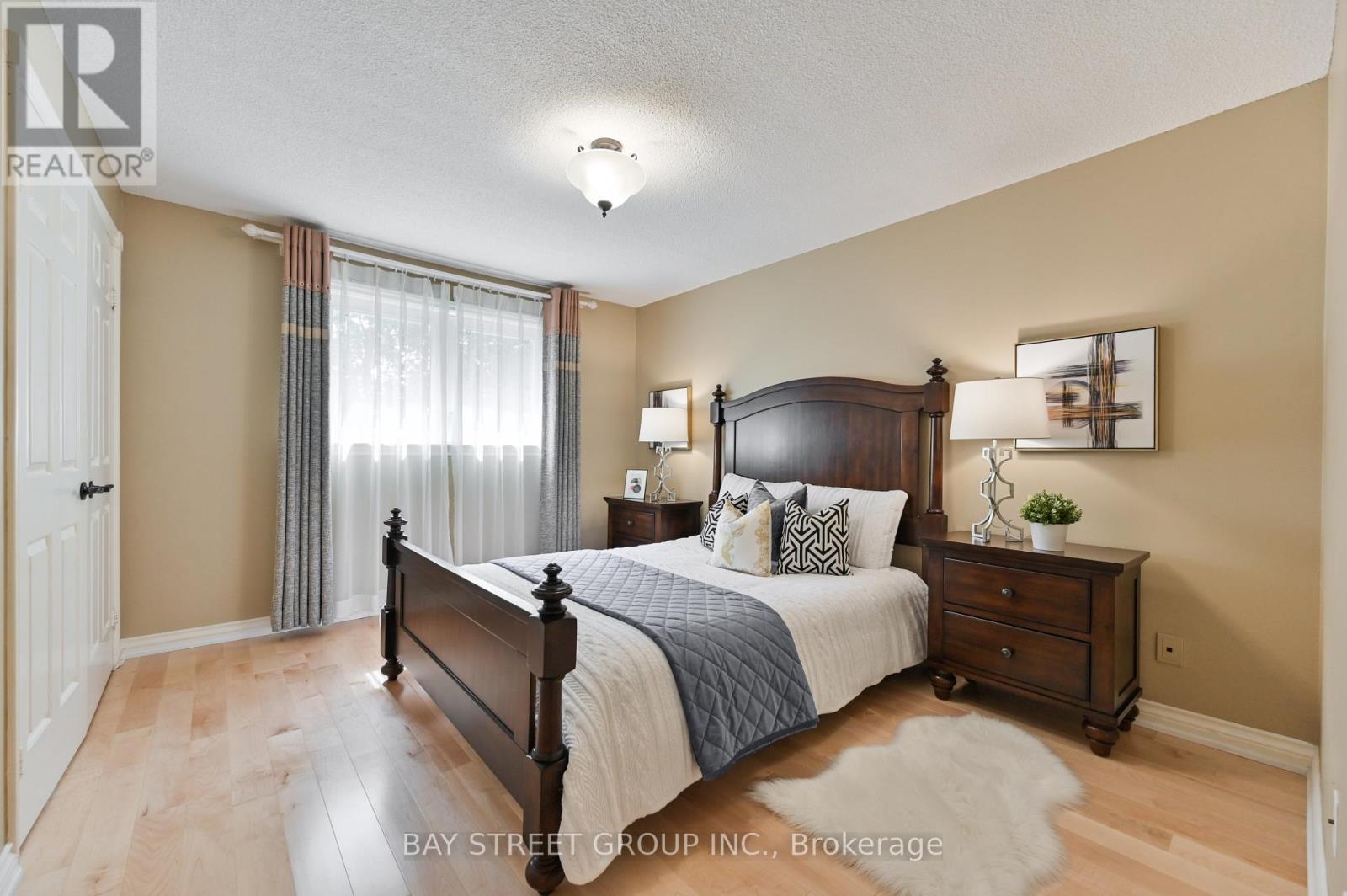 28 Delhi Crescent, Markham, Ontario  L3R 4J6 - Photo 13 - N13096708