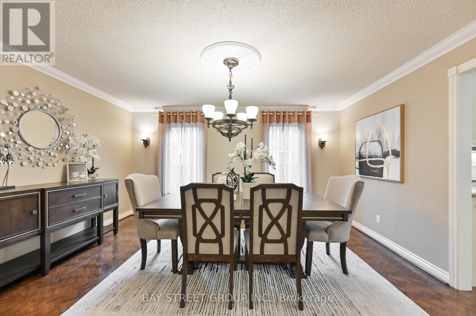 28 Delhi Crescent, Markham, Ontario  L3R 4J6 - Photo 5 - N13096708