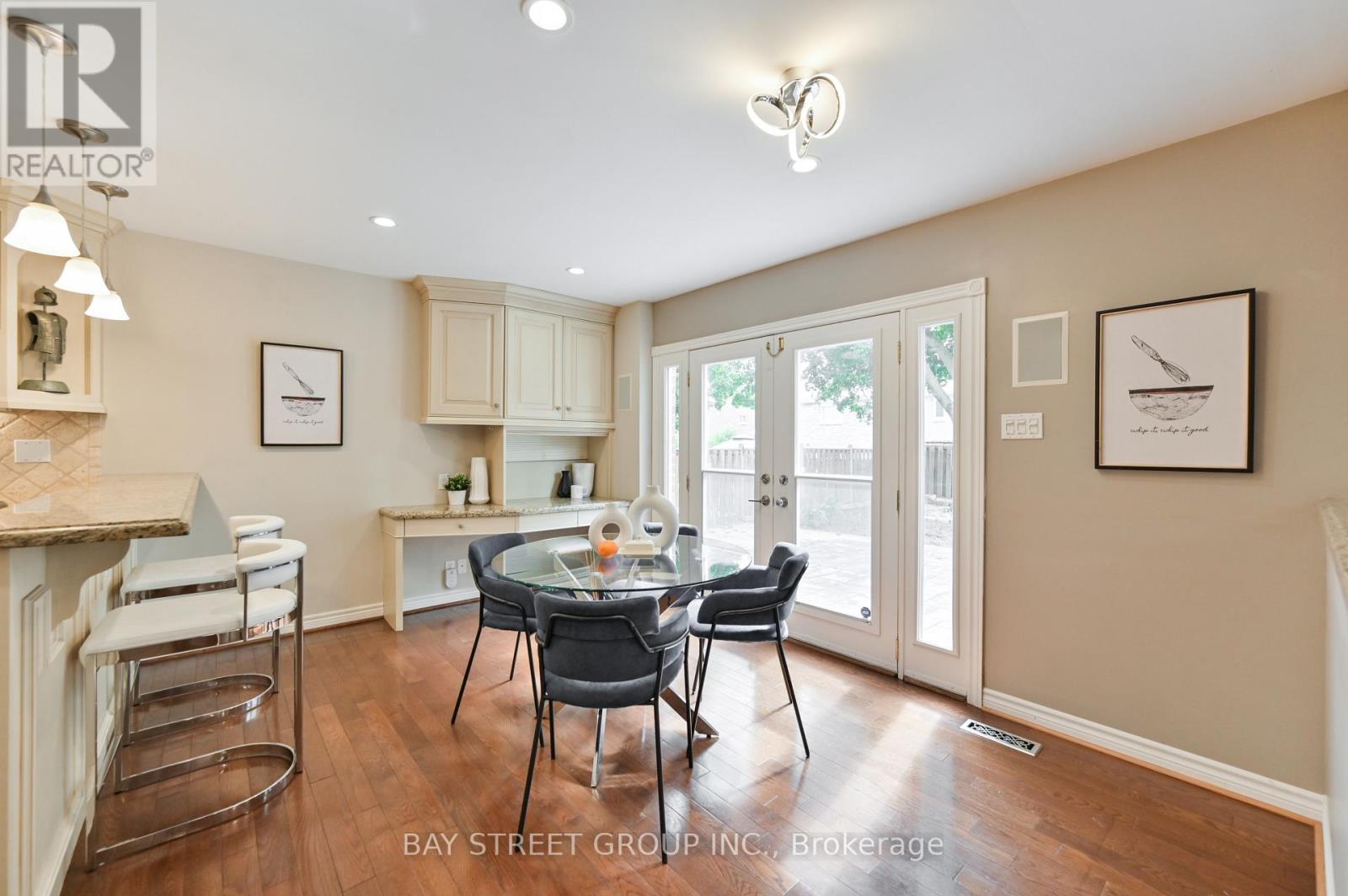 28 Delhi Crescent, Markham, Ontario  L3R 4J6 - Photo 8 - N13096708