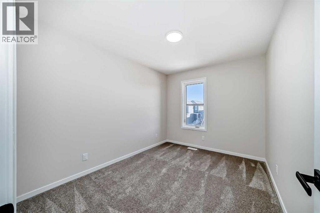 105 Corner Glen Green NE, Calgary, Alberta  T3N 2P7 - Photo 38 - A2266351