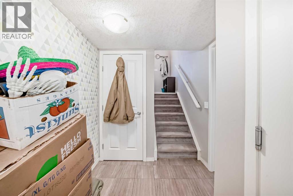 656 Copperpond Boulevard Se, Calgary, Alberta  T2Z 5B9 - Photo 32 - A2282104
