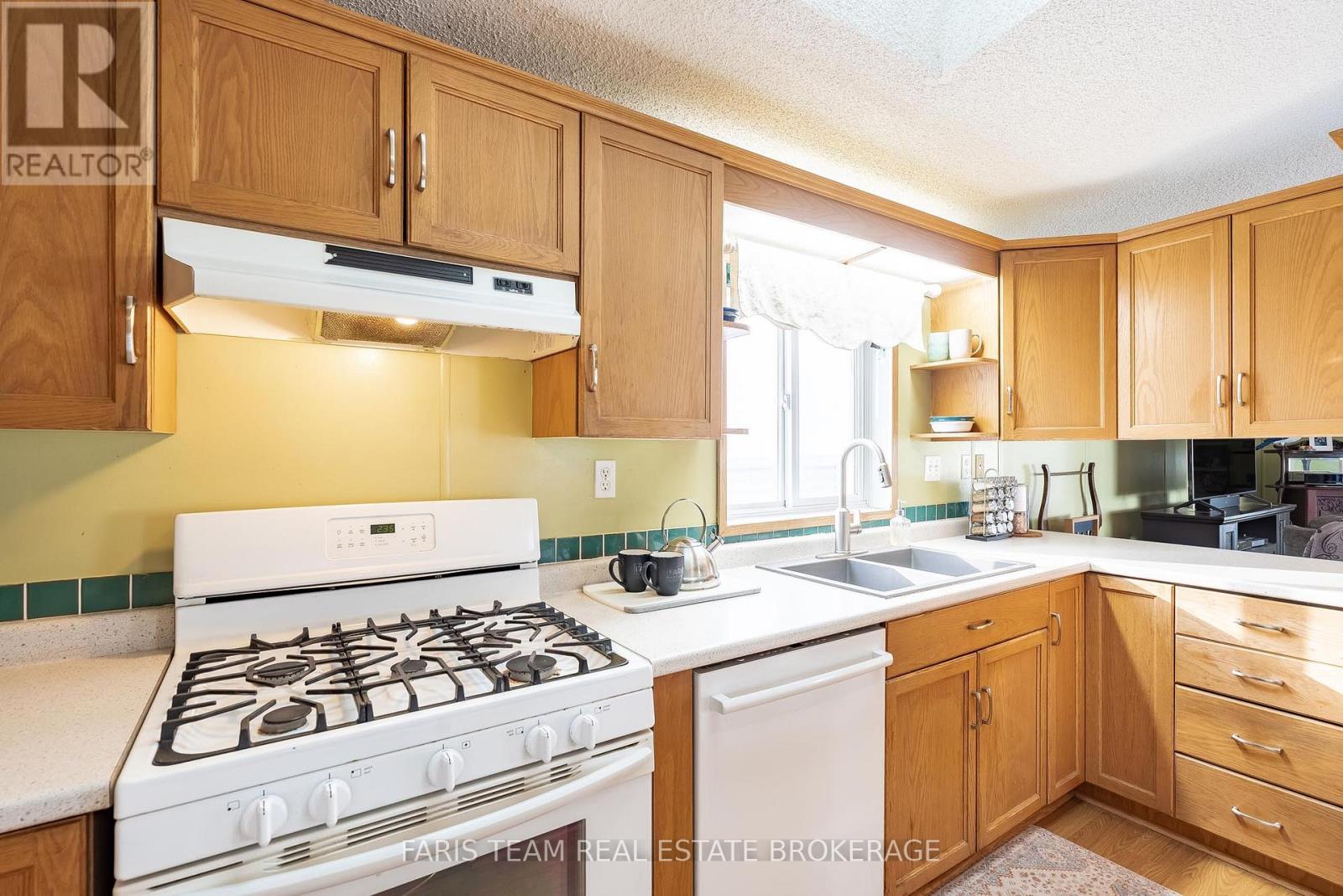 1407 Fox Road, Severn, Ontario  L3V 0V4 - Photo 9 - S13096358