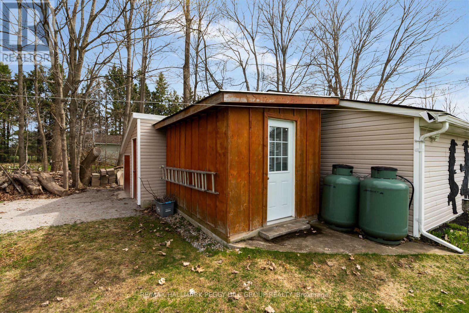 6461 4 Line N, Oro-Medonte, Ontario  L4R 4K3 - Photo 14 - S13096498