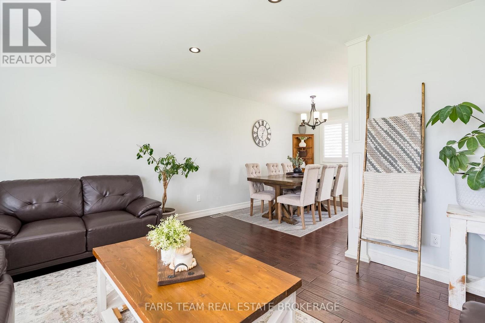 201 Christopher Street, Clearview (Stayner), Ontario  L0M 1S0 - Photo 18 - S13096604