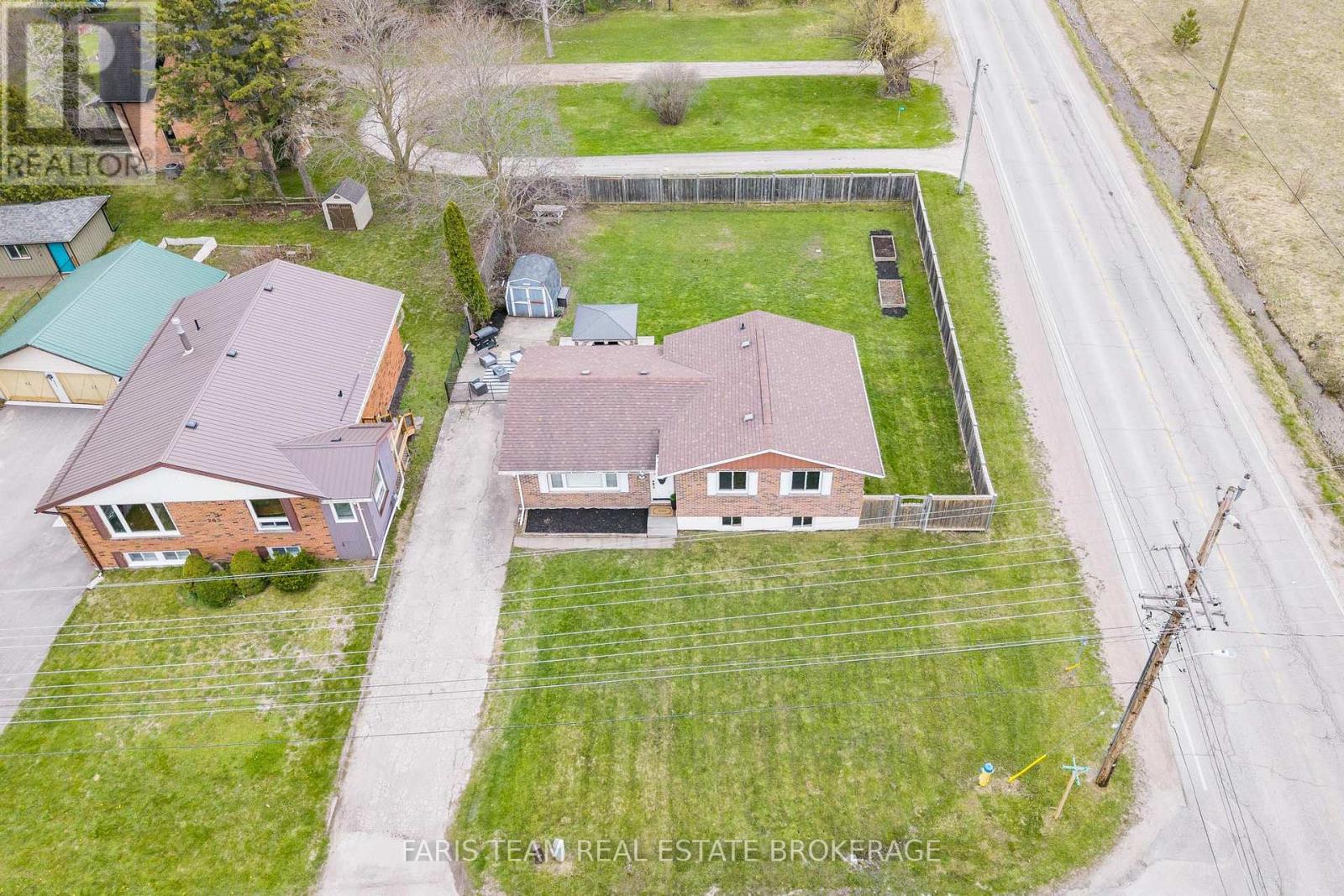201 Christopher Street, Clearview (Stayner), Ontario  L0M 1S0 - Photo 2 - S13096604