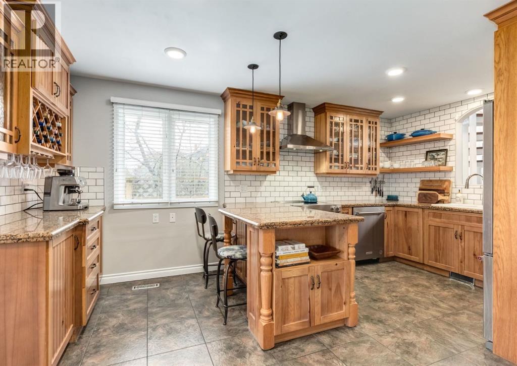 236 2 Avenue NE, Calgary, Alberta  T2E 0E2 - Photo 7 - A2308401