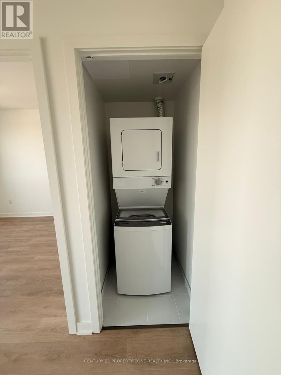 2206 - 1185 Dupont Street, Toronto, Ontario  M6H 2A4 - Photo 13 - W13096408