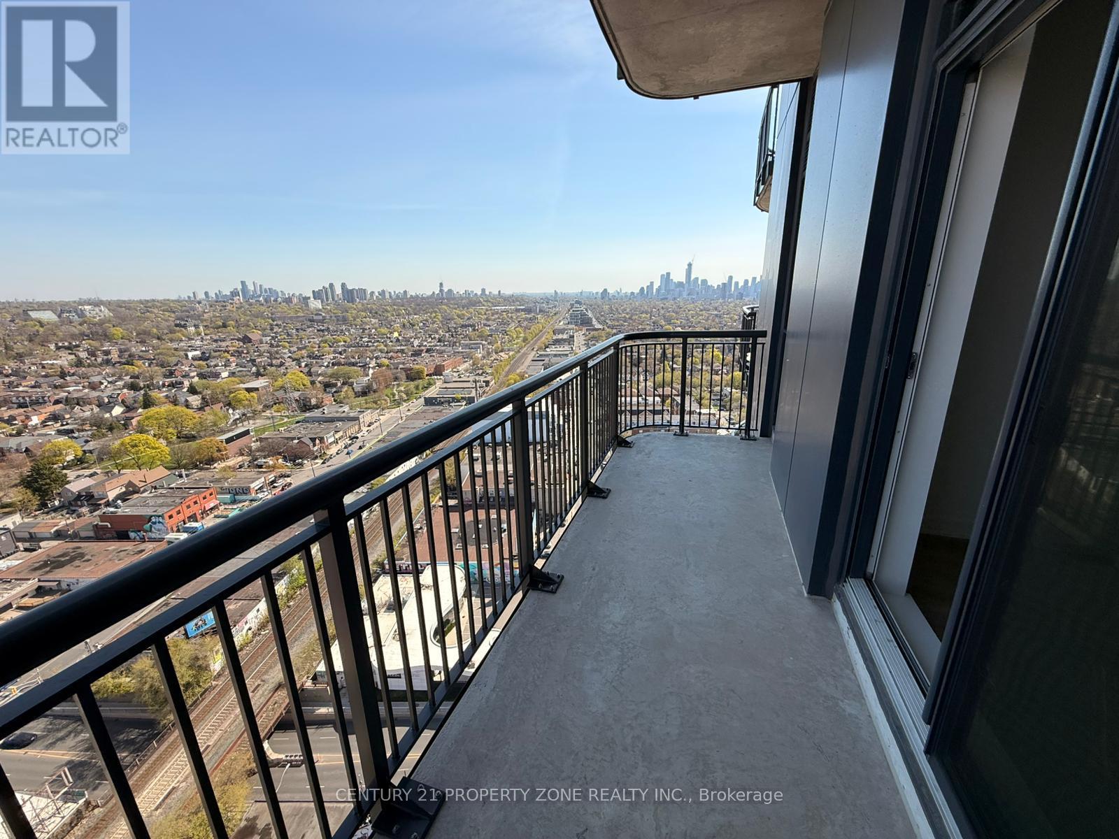 2206 - 1185 Dupont Street, Toronto, Ontario  M6H 2A4 - Photo 19 - W13096408