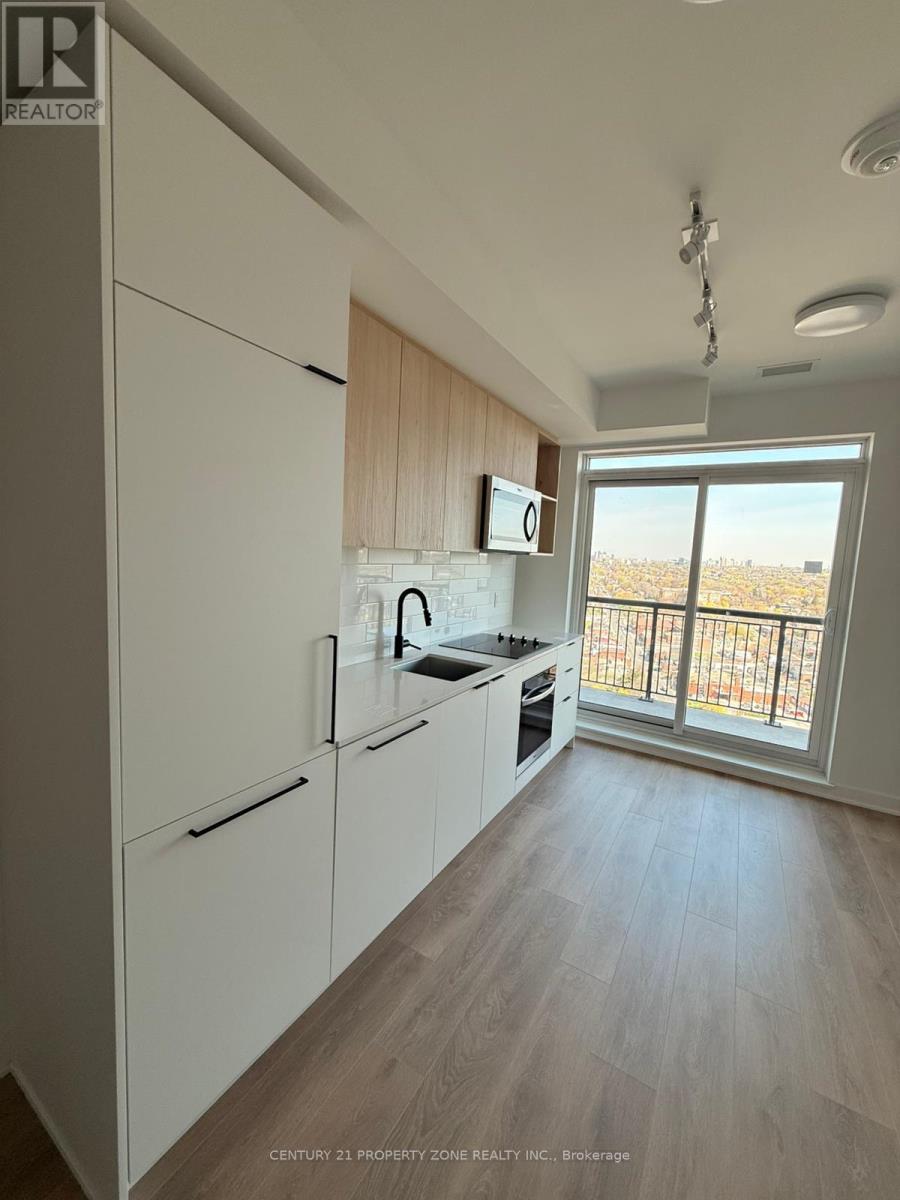 2206 - 1185 Dupont Street, Toronto, Ontario  M6H 2A4 - Photo 2 - W13096408