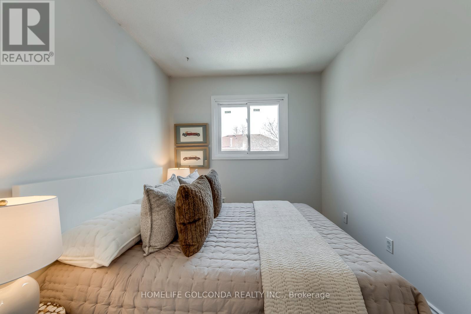 439 Bluesky Crescent, Mississauga, Ontario  L5R 2R9 - Photo 24 - W13096432
