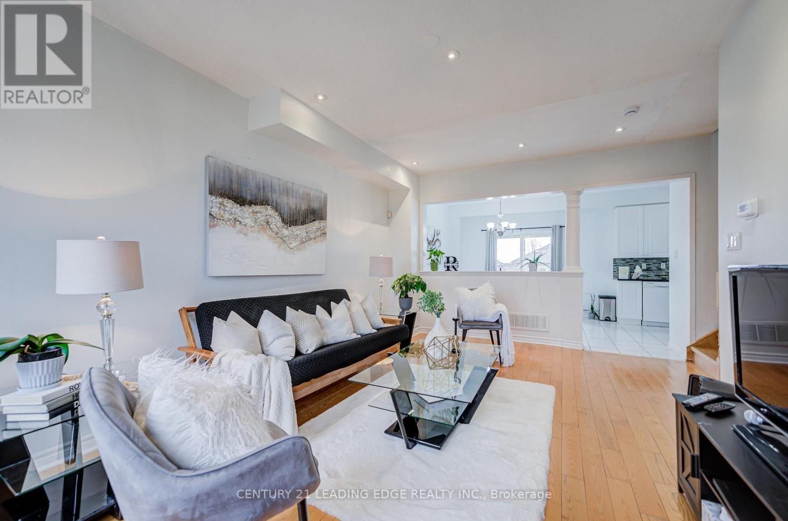 6604 Opera Glass Crescent, Mississauga, Ontario  L5W 1R8 - Photo 11 - W13096438