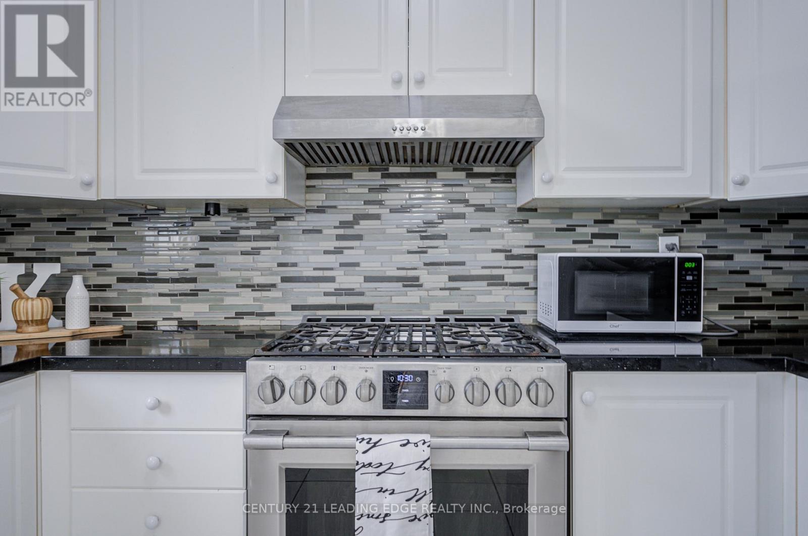 6604 Opera Glass Crescent, Mississauga, Ontario  L5W 1R8 - Photo 21 - W13096438