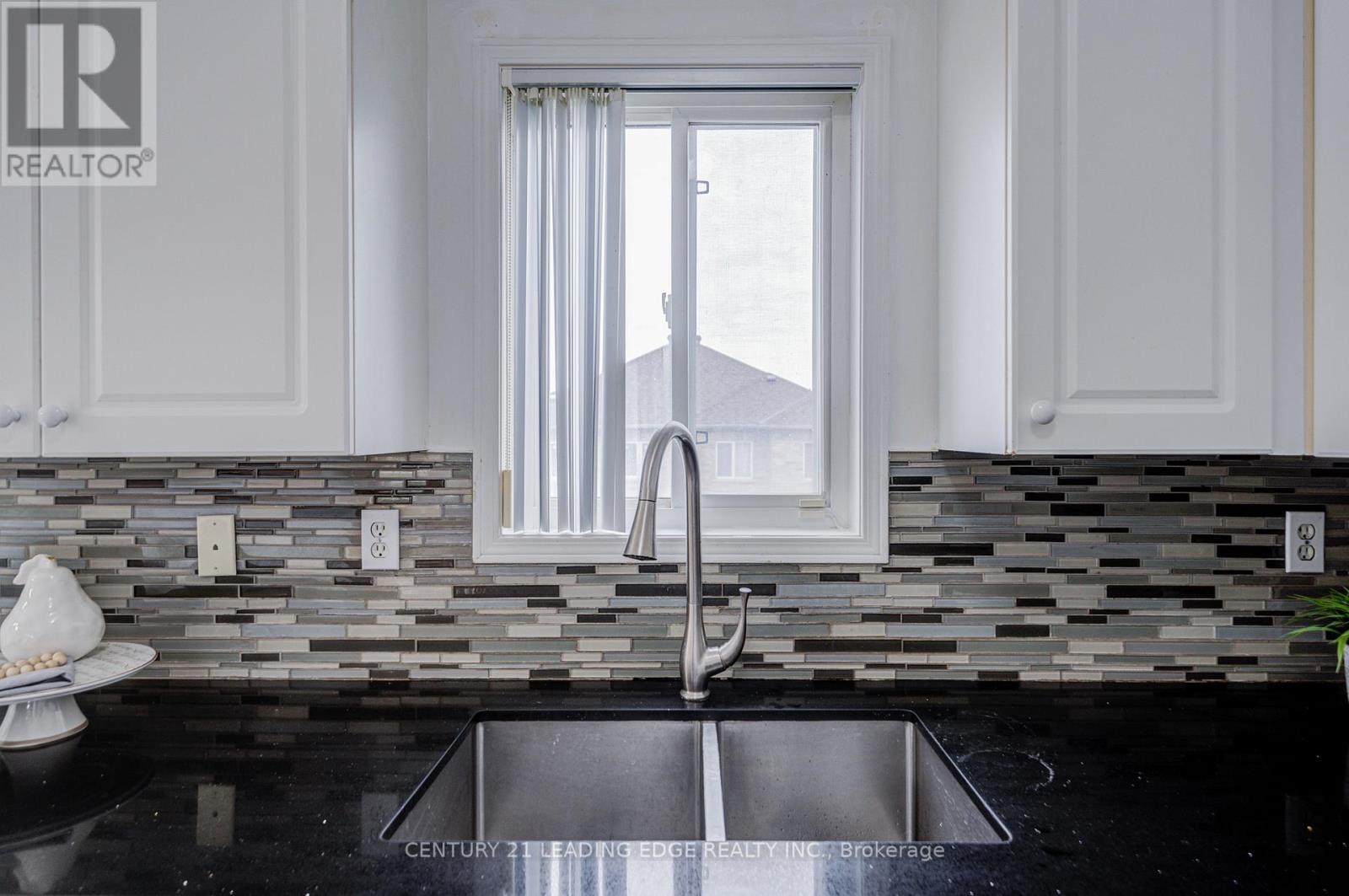 6604 Opera Glass Crescent, Mississauga, Ontario  L5W 1R8 - Photo 22 - W13096438