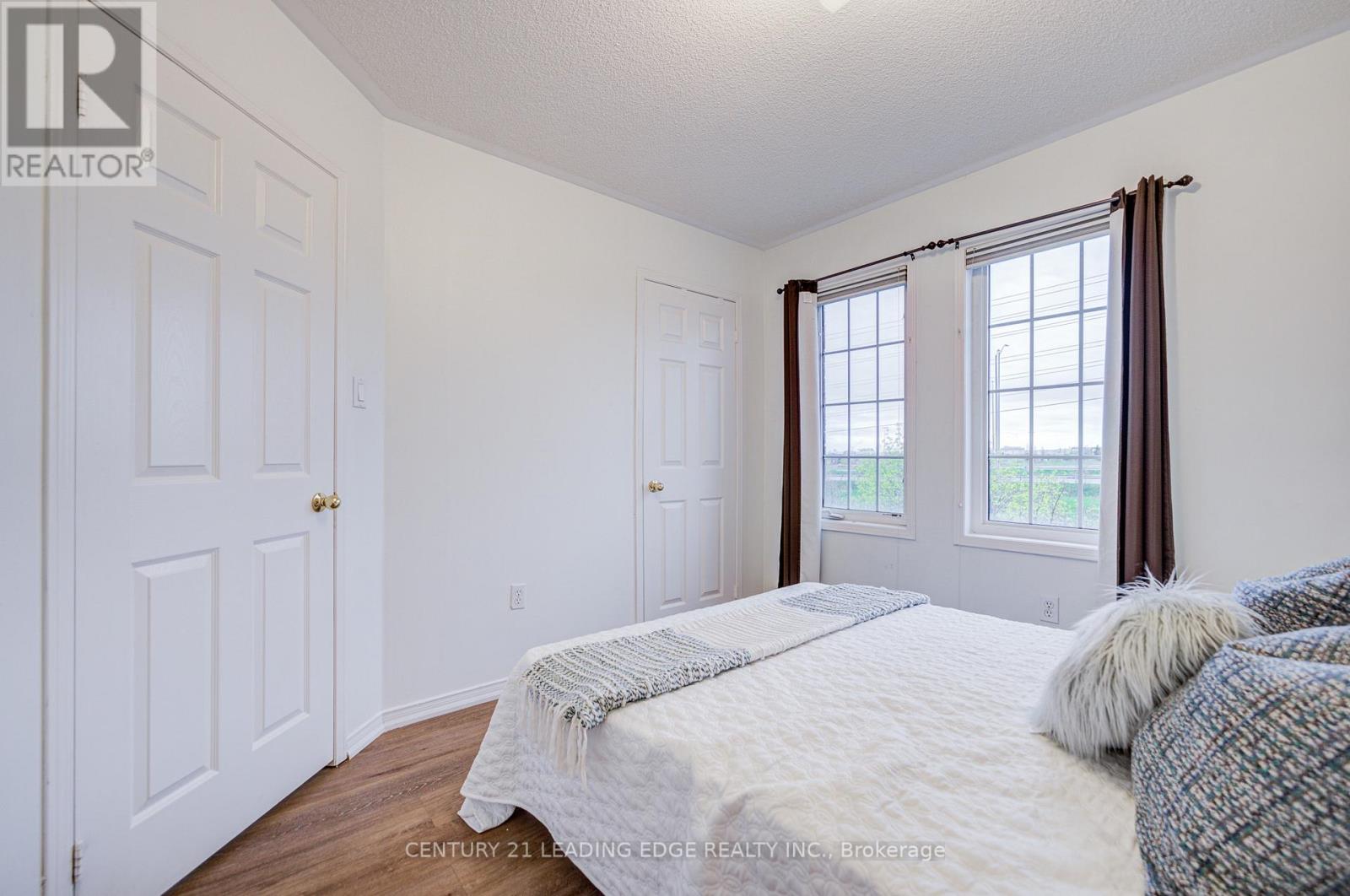 6604 Opera Glass Crescent, Mississauga, Ontario  L5W 1R8 - Photo 40 - W13096438