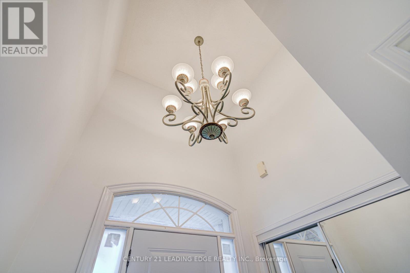 6604 Opera Glass Crescent, Mississauga, Ontario  L5W 1R8 - Photo 6 - W13096438