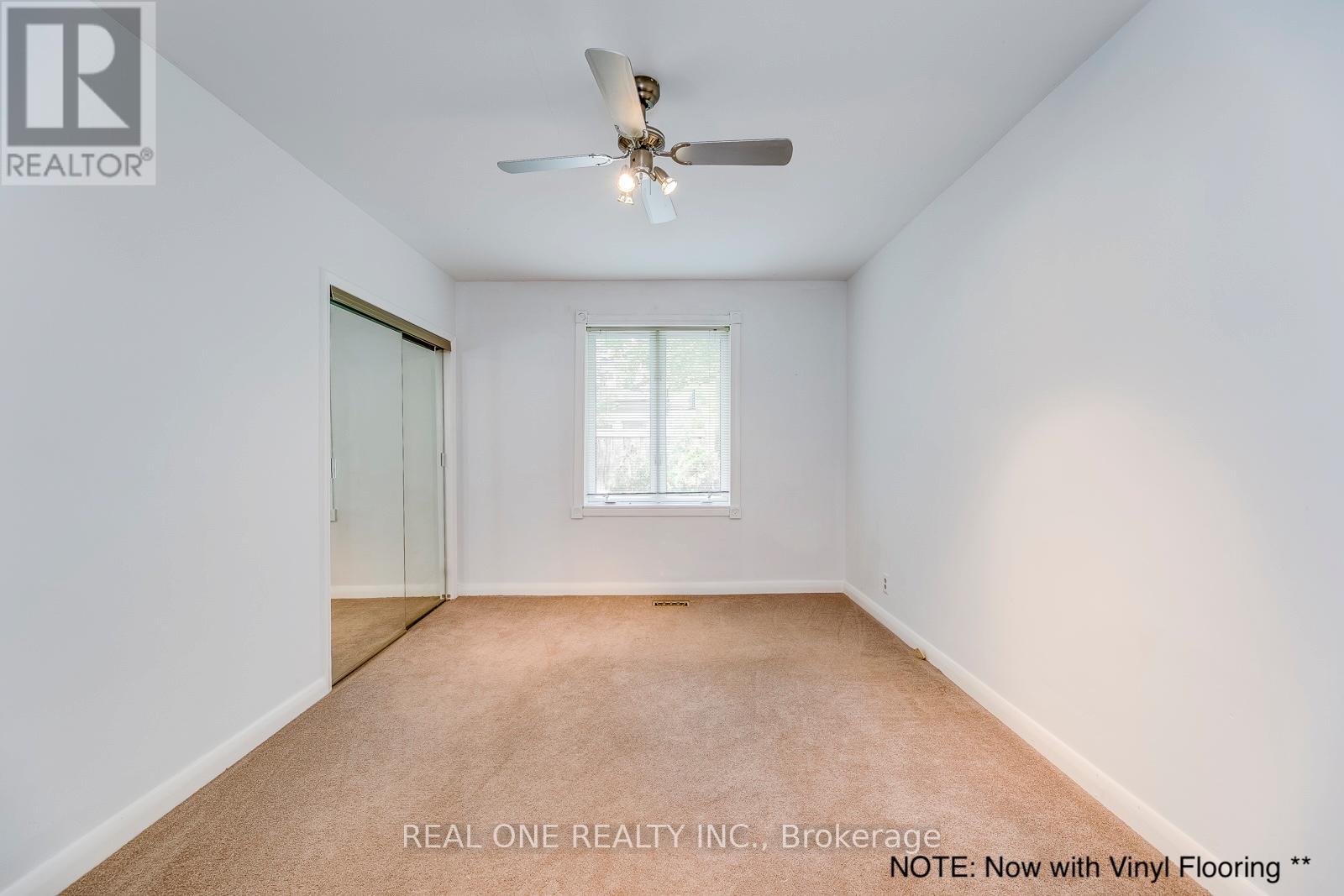 2181 Courtland Drive, Burlington, Ontario  L7R 1S2 - Photo 21 - W13096522