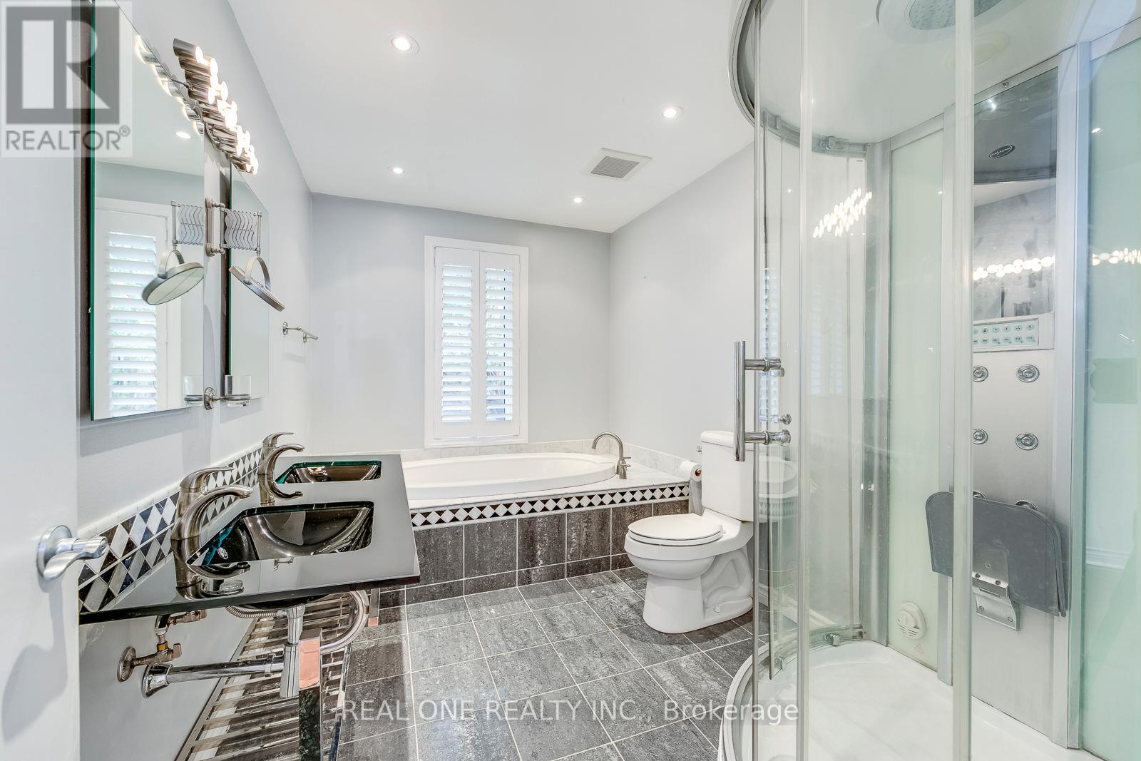 2181 Courtland Drive, Burlington, Ontario  L7R 1S2 - Photo 22 - W13096522