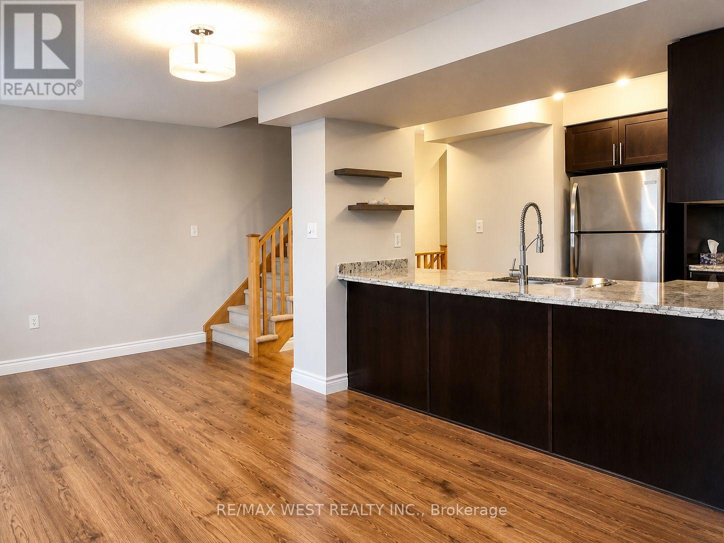 5 - 2614 Dashwood Drive, Oakville, Ontario  L6M 0K5 - Photo 7 - W13096600