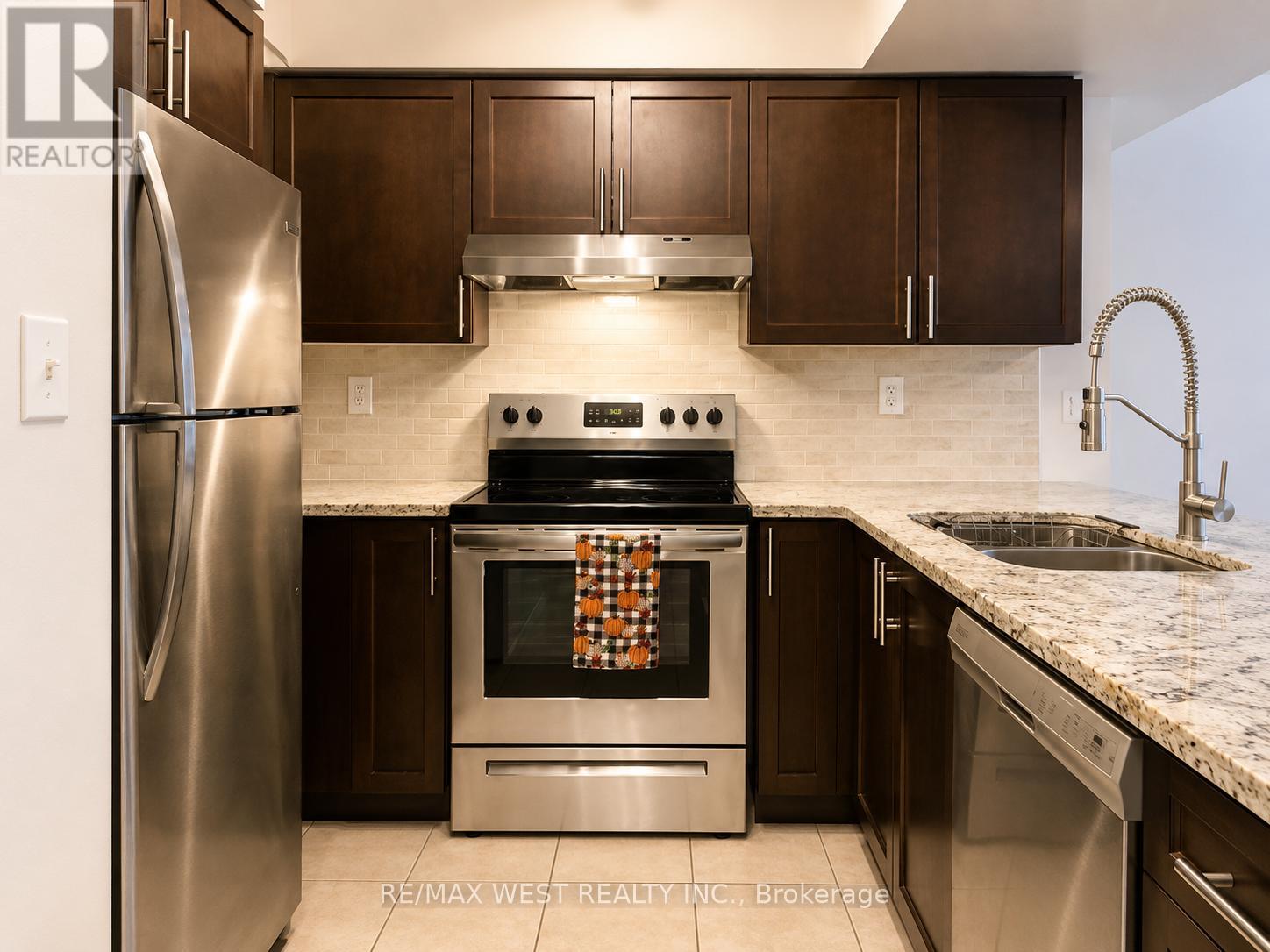 5 - 2614 Dashwood Drive, Oakville, Ontario  L6M 0K5 - Photo 8 - W13096600